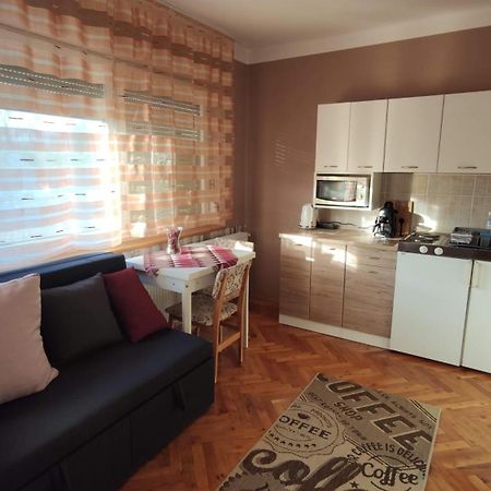 Apartman Edit Харканы Экстерьер фото