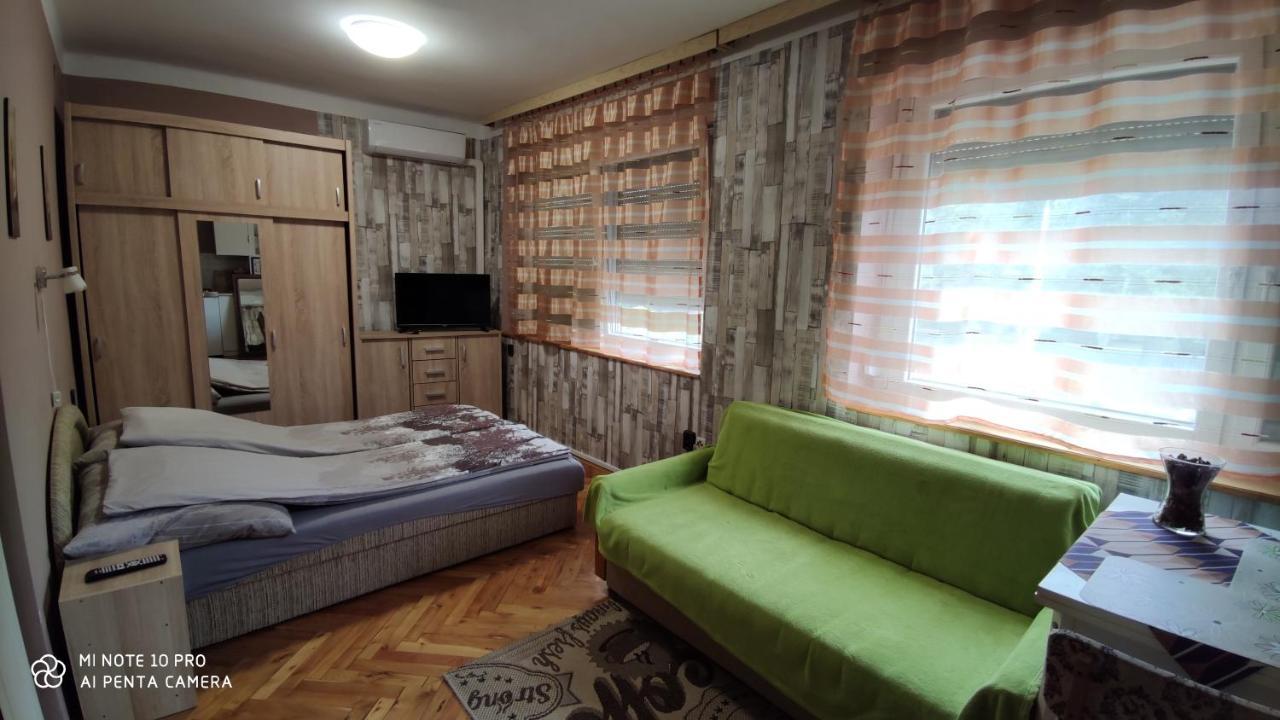 Apartman Edit Харканы Экстерьер фото